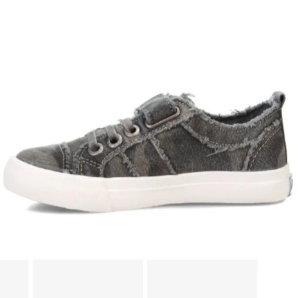 Boys Blowfish Malibu Sneaker